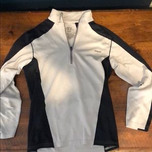 Patagonia quarter zip sweater
